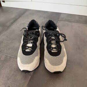 P448 Cancun Sting Sneaker